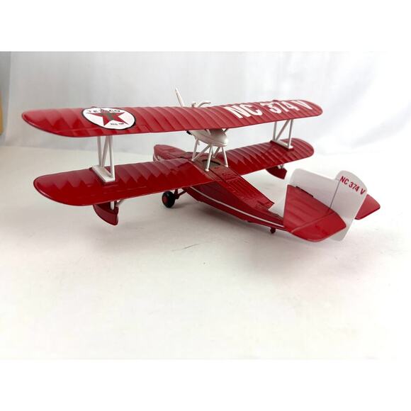Wings of Texaco 1:64 Scale Diecast Plane 1936 Keystone-Loening Commuter The Duck - Picture 16 of 16